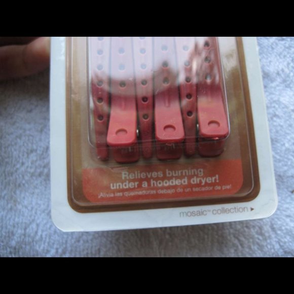 6 Goody Plastic No Metal No Burn Roller Clips Red 2006 Hair Curl Style Color - Picture 3 of 7